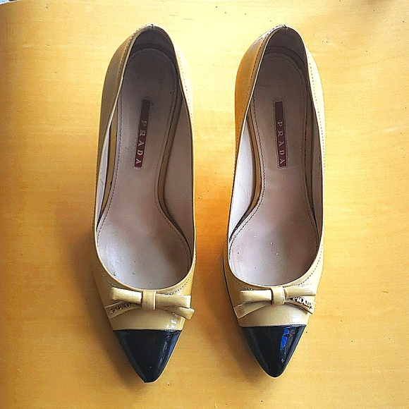 Prada Yellow and Black Heels - Picture 1 of 5